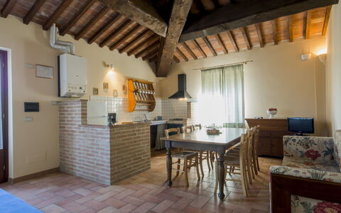 Accommodation:&nbsp;La Casetta 800.4