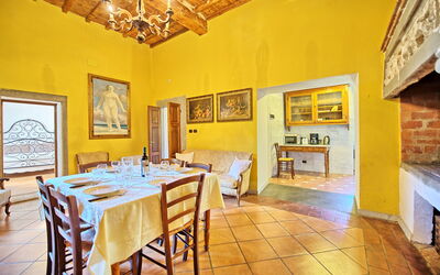 Accommodation:&nbsp;Fattoria