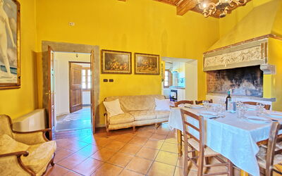 Accommodation:&nbsp;Fattoria