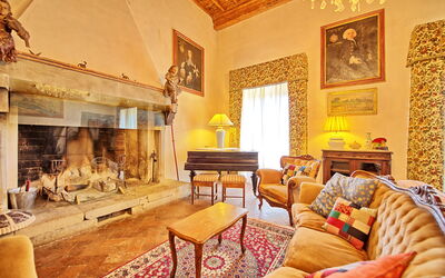 Accommodation:&nbsp;Padronale
