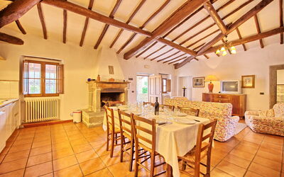 Accommodation:&nbsp;La Colonica