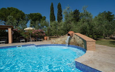 Montelopio: Water, Plant, Swimming Pool, Sky, Nature, Azure, Leisure, Tree, Composite Material, Real Estate
