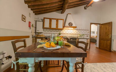 Accommodation:&nbsp;Montelopio 8