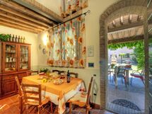 Accommodation:&nbsp;Montelopio 6