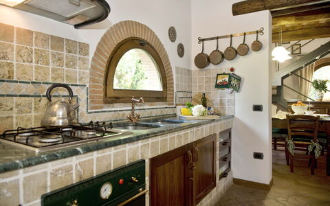La Capinera: Countertop, Room, Property, Kitchen, Building, Tile, Cabinetry, Interior Design, Furniture, Sink