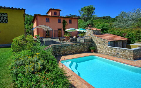 Casa Scopeti: Property, Swimming Pool, Real Estate, House, Building, Estate, Home, Residential Area, Vacation, Villa