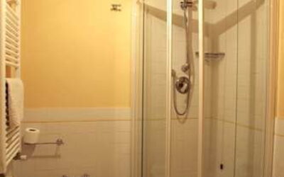 Accommodation:&nbsp;Rana