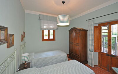 Accommodation:&nbsp;Villa