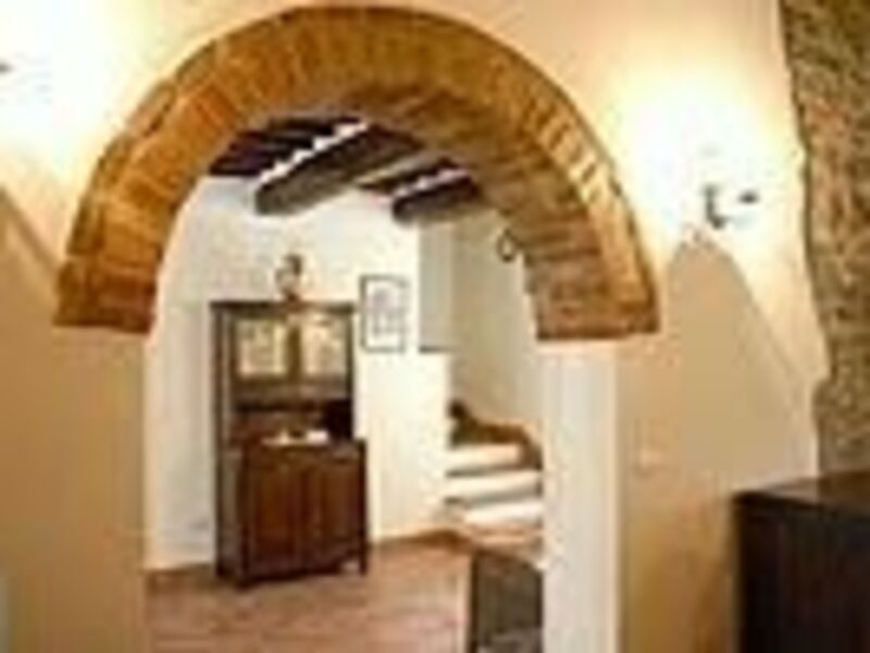 Accommodation:&nbsp;Nettuno