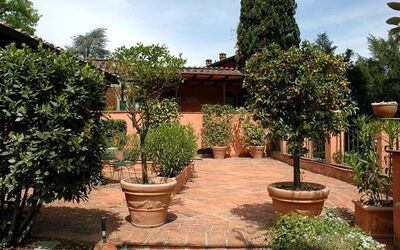 Accommodation:&nbsp;Persefone