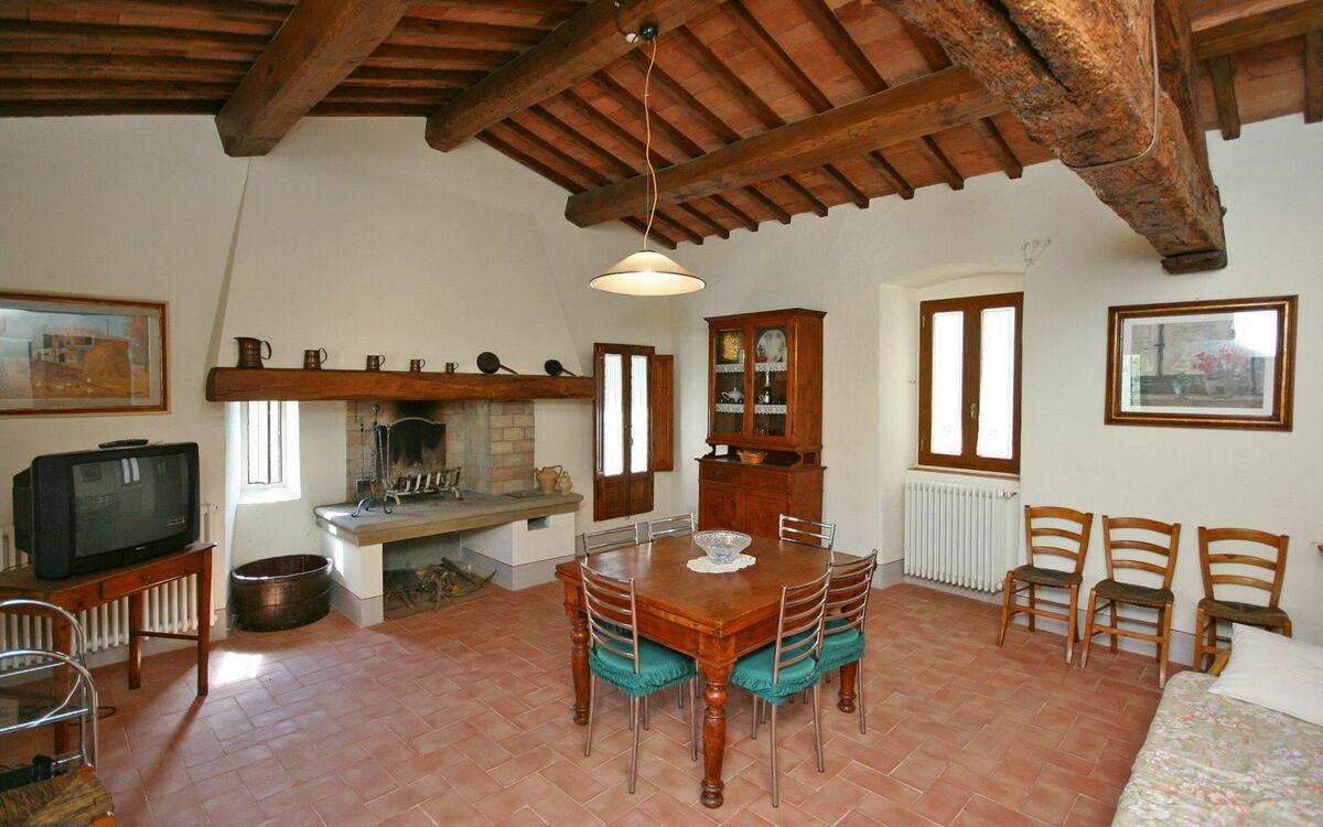 Accommodation:&nbsp;San Romolo 1