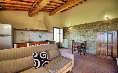 Accommodation:&nbsp;Fornacino 6