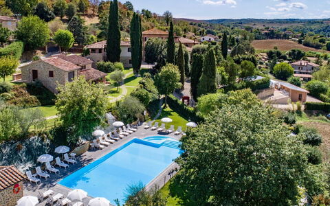 Accommodation:&nbsp;Casa Graziani 300.8
