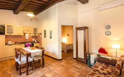 Accommodation:&nbsp;Casa Graziani 300.8