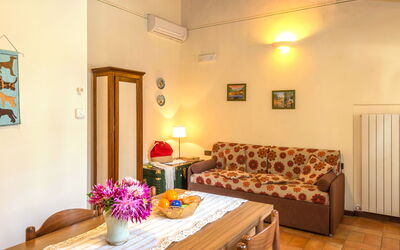 Accommodation:&nbsp;Casa Graziani 300.8