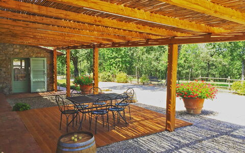 San Donato: Property, Building, Real Estate, Room, Home, Porch, House, Roof, Patio, Backyard