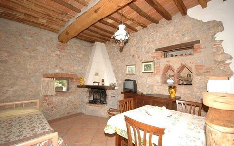 Accommodation:&nbsp;Francigena 2