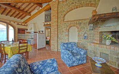 San Donnino 7: Property, Room, Building, Real Estate, Furniture, House, Interior Design, Villa, Floor, Architecture