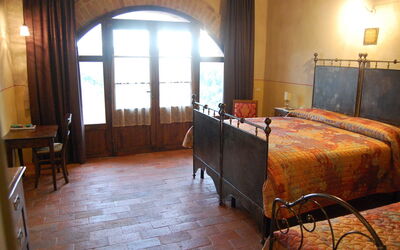 Accommodation:&nbsp;Taxus
