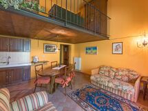 Accommodation:&nbsp;Visconti