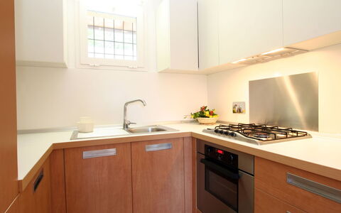 Accommodation:&nbsp;Exquisite Elba 100.2