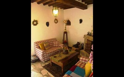 Costanza: Property, Room, House, Building, Interior Design, Furniture, Living Room, Real Estate, Ceiling, Floor