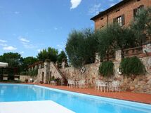 Accommodation:&nbsp;Il Pomo