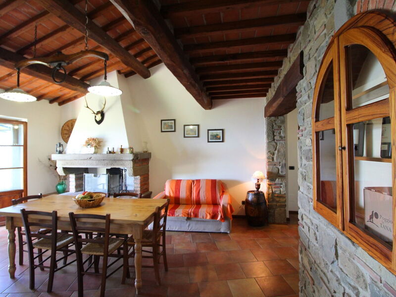 Accommodation:&nbsp;Poiana