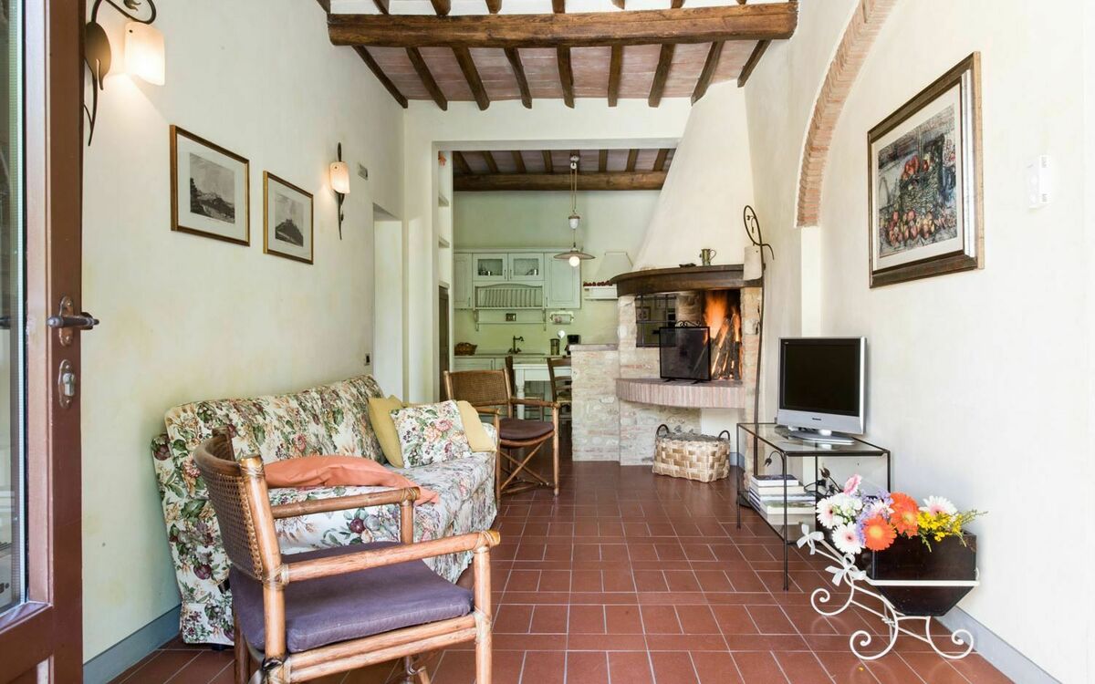 Accommodation:&nbsp;Poggio Falchi