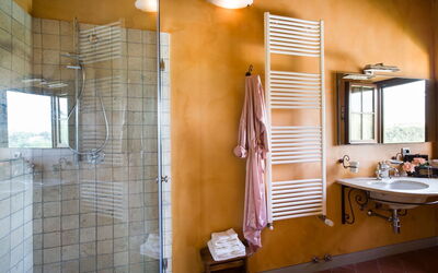 Accommodation:&nbsp;Gorgoli