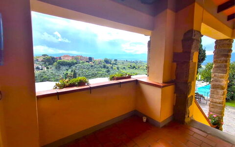 La Greppia: Balcony, Hacienda, Villa