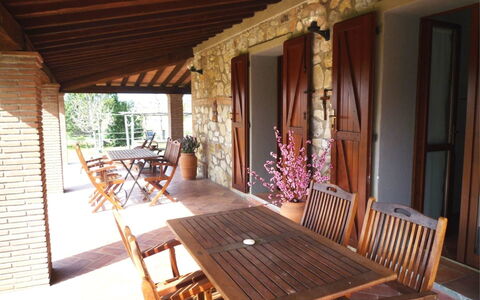 Nonno Tobia: Table, Furniture, Property, Chair, Wood, Interior Design, Building, Plant, Tree, Kitchen & Dining Room Table