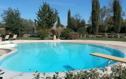 Pieve di Sant Ippolito: Water, Sky, Plant, Property, Swimming Pool, Nature, Azure, Tree, Body Of Water, Shade