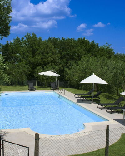 Podere San Bono: Swimming Pool, Outdoor Furniture, Furniture, Resort, Shade, Composite Material, Sunlounger, Chair, Leisure, Umbrella