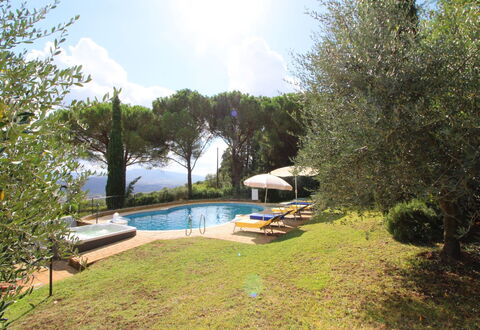 Villino Alba: Water, Plant, Sky, Cloud, Swimming Pool, Tree, Shade, Umbrella, Outdoor Furniture, Grass