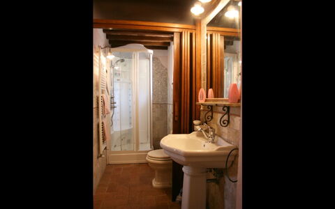 Podere della Crocchia: Bathroom, Room, Property, Interior Design, Lighting, Home, Building, House, Furniture, Ceiling