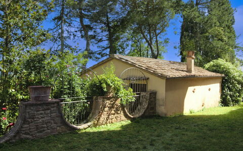 Villa Verniana: Cottage, Home, Backyard, Garden, Shade, Estate, Landscaping, Farmhouse, Yard, Garden Buildings