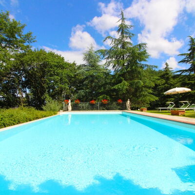 Villa Cecilia: Water, Cloud, Plant, Sky, Swimming Pool, Tree, Shade, Grass, Natural Landscape, Leisure
