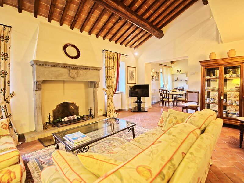 Accommodation:&nbsp;Campoli 1