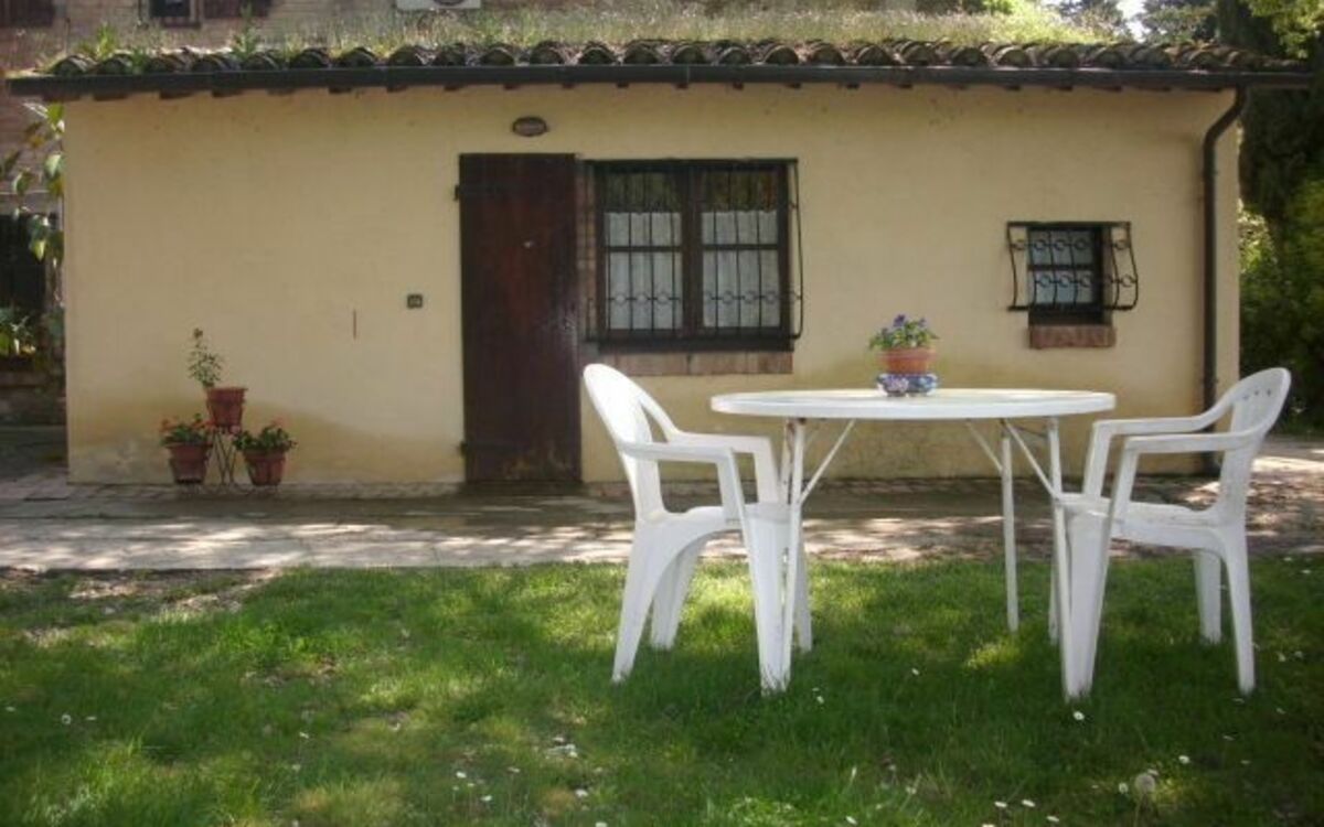 Accommodation:&nbsp;Alari 3