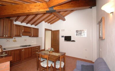 Accommodation:&nbsp;Essenze 1