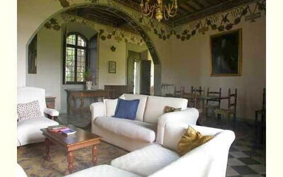 Accommodation:&nbsp;Torre Del Vescovo