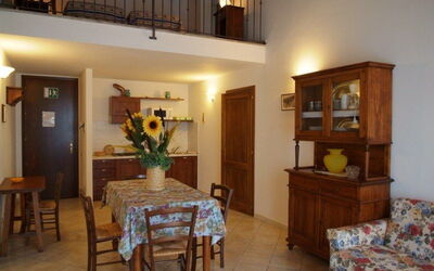 Living room/ kitchen area