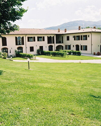 Studio 4