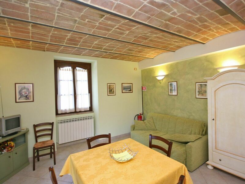 Accommodation:&nbsp;Trasimeno 2