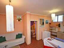 Accommodation:&nbsp;Girasole 4