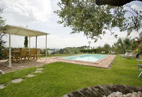 Nel Guasto: Property, Backyard, Grass, House, Swimming Pool, Real Estate, Home, Lawn, Yard, Building