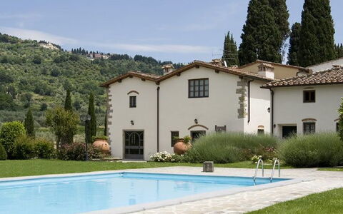 Castel D'acone Apartments