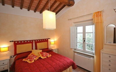 Accommodation:&nbsp;Stella 5