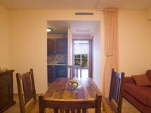 Accommodation:&nbsp;Etruschi 2